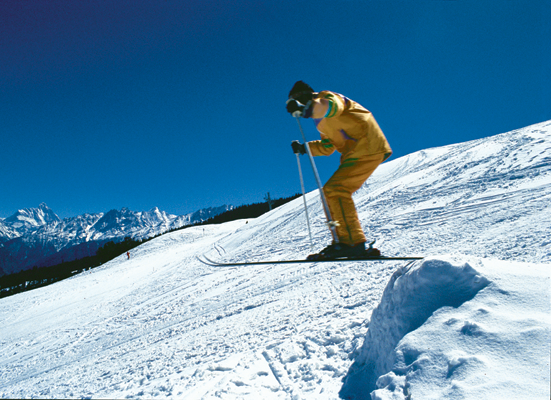 skiing